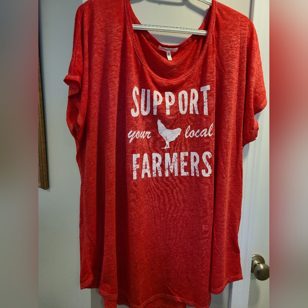 Maurices soft top.Size 3.